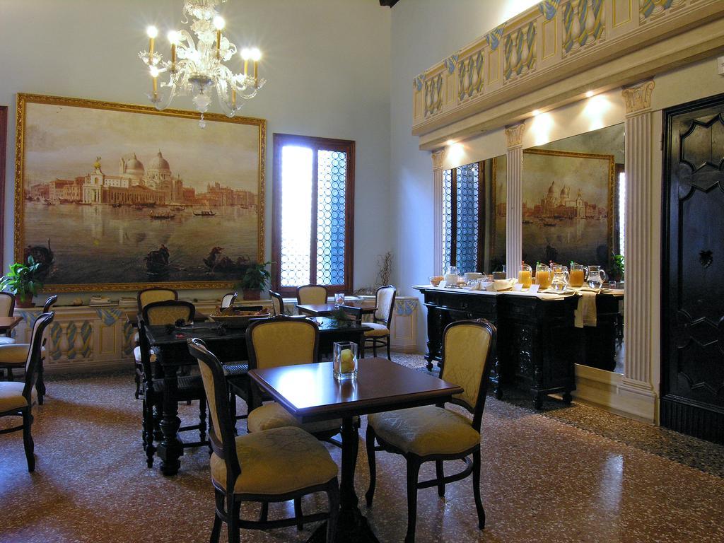 Ca' Centopietre Venice Luaran gambar