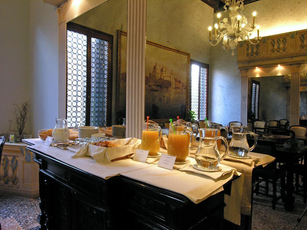 Ca' Centopietre Venice Luaran gambar