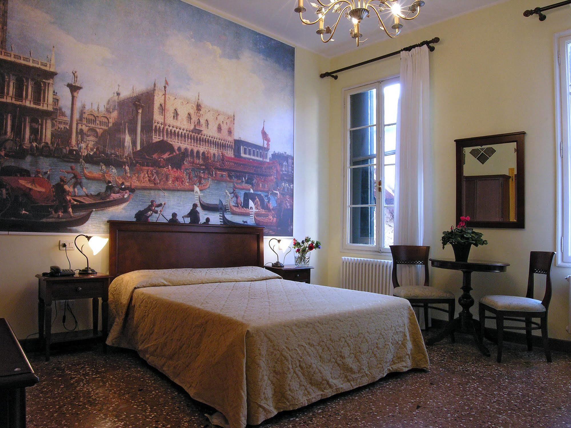 Ca' Centopietre Venice Luaran gambar