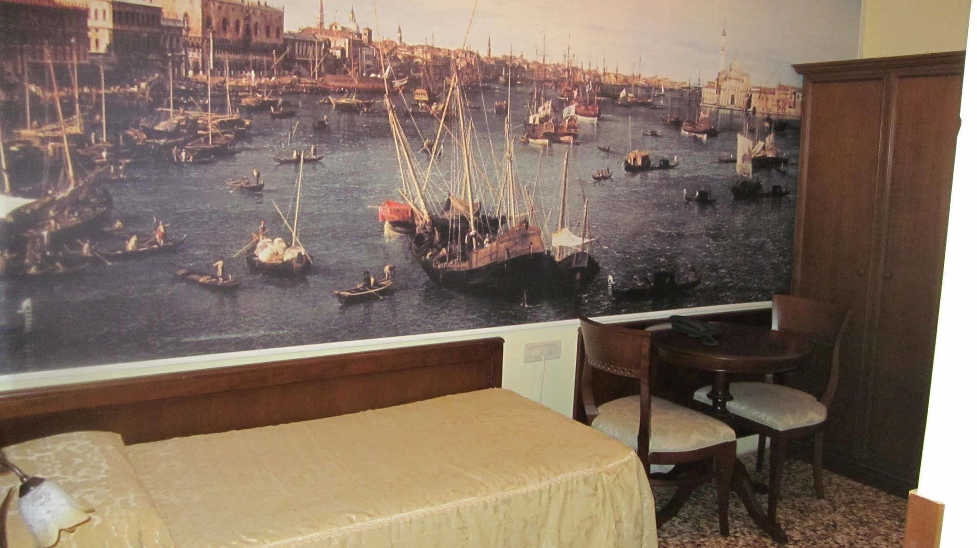 Ca' Centopietre Venice Luaran gambar